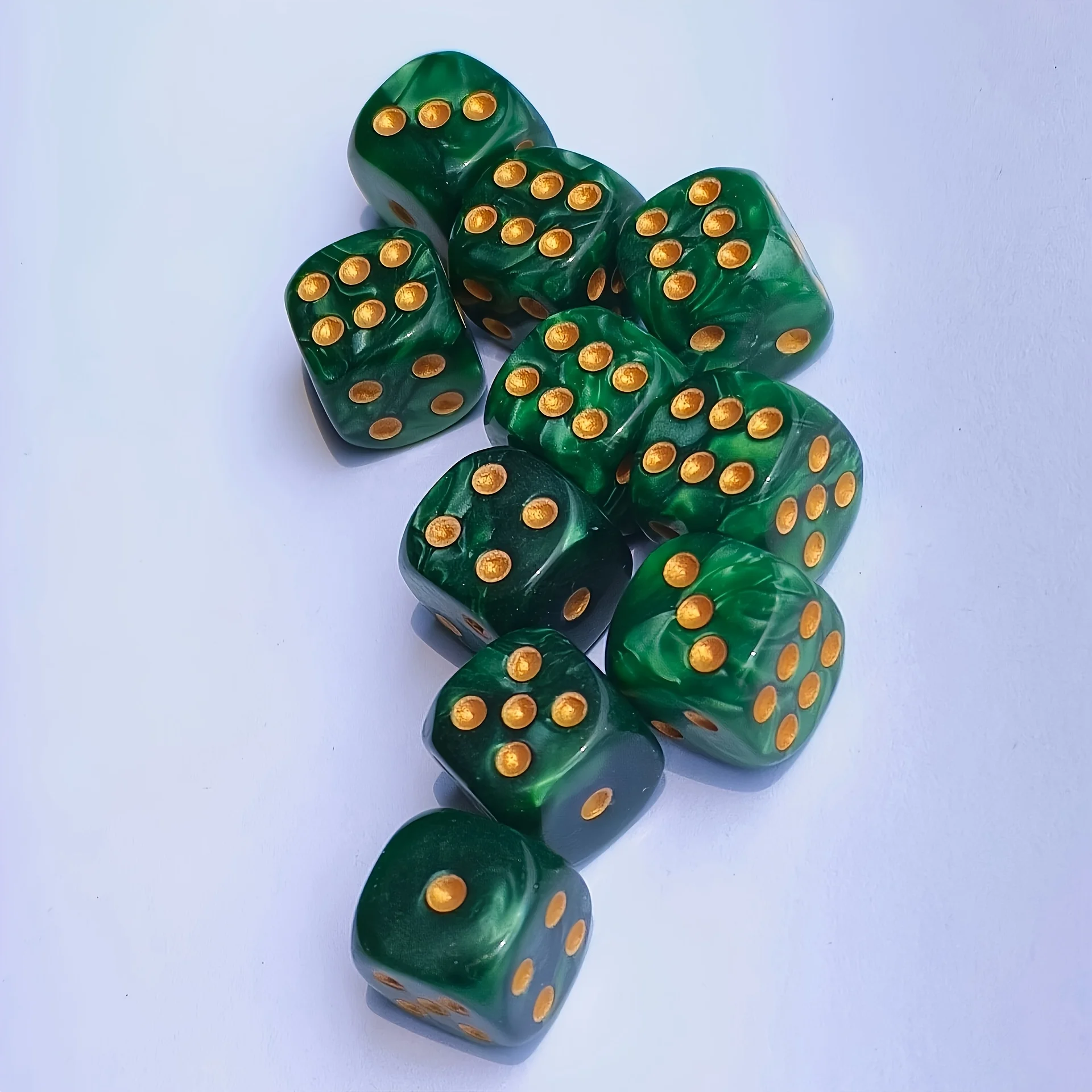 10Pcs 12mm Pearl Swirl D6 Dice - огляд і ціна Party Games Indoor